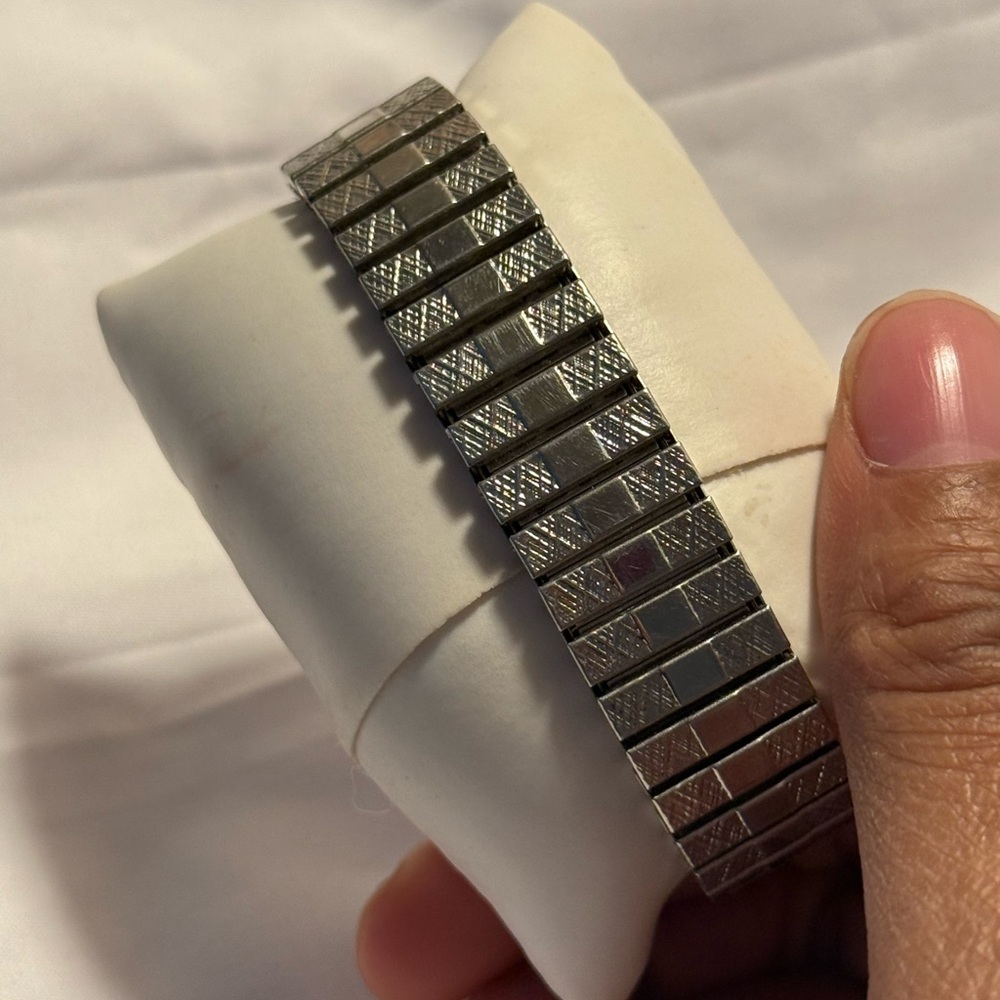 Bulova Silver Rectangular Stretchy Band Women’s o… - image 5